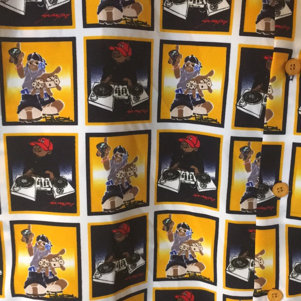 NWOT dope ass retro rapper graphic button down top - Picture 2 of 4